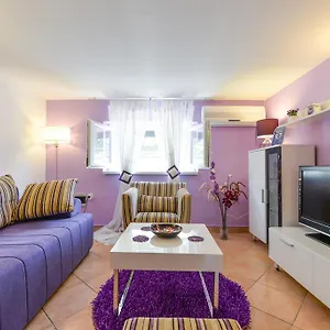  Apartment Mirana With Garden And Free Parking Croatia