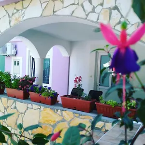  Appartement Ema & Sea Apartment's With Free Private Parking Croatie
