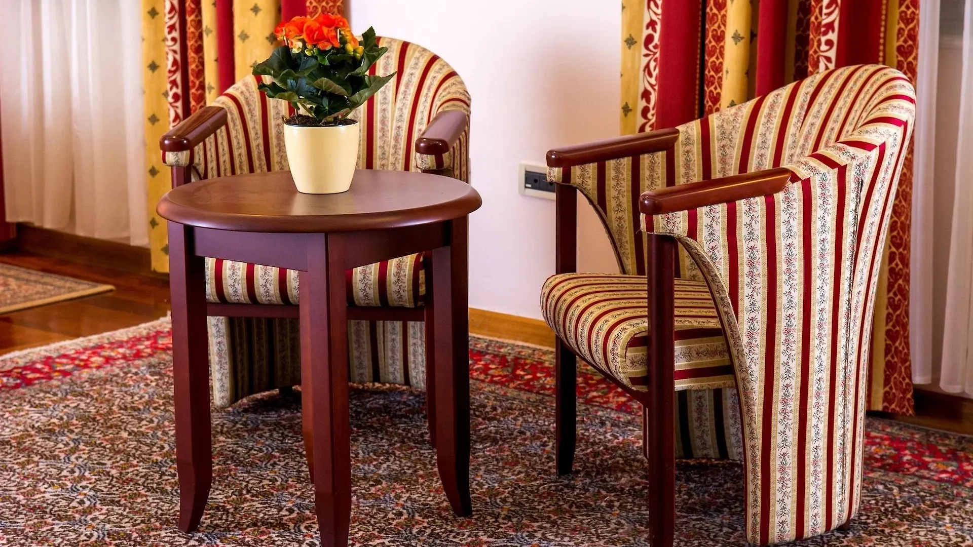 Palazzo President Hotel Split 5*,