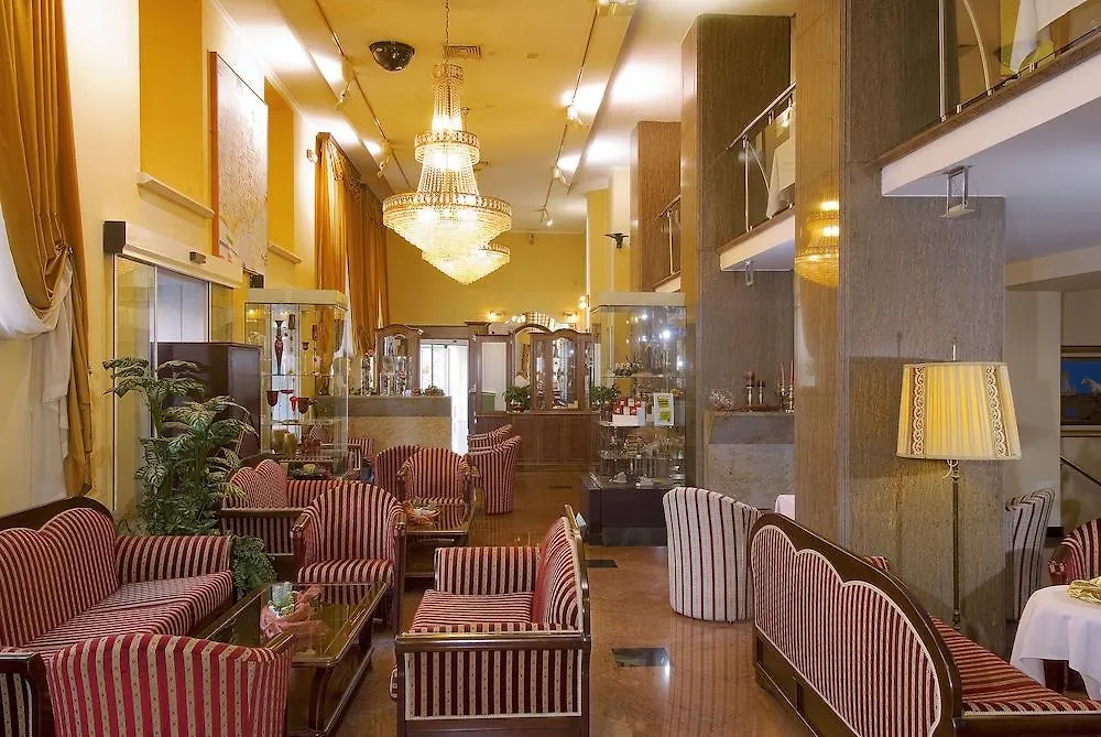 Palazzo President Hotel Split 5*,